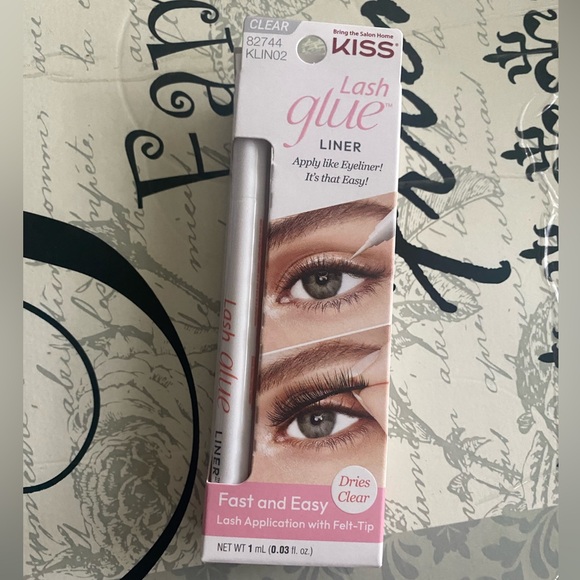 False Lashes Bundle - Picture 3 of 6